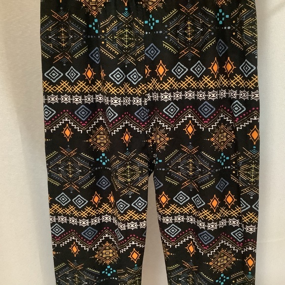 Leggings Kid’s Small Fits Age 3 to 5  Aztec Pattern - Picture 2 of 5
